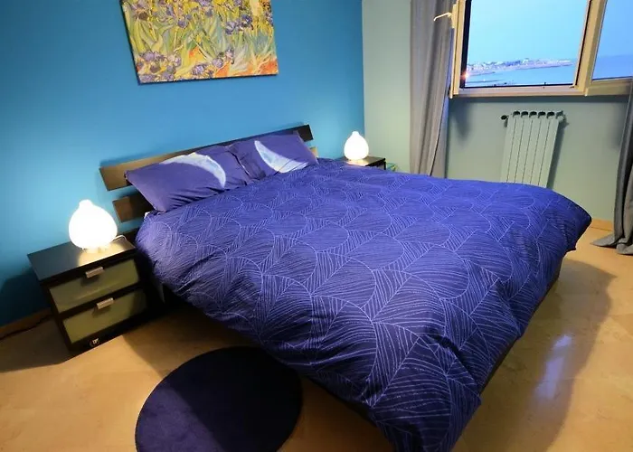 Bed & Breakfast La Baia Sea 4*