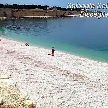 La Baia Sea بيشيلي