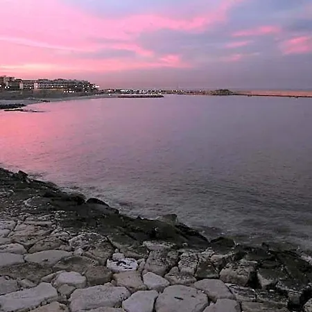 فندق مبيت وإفطار La Baia Sea 4*