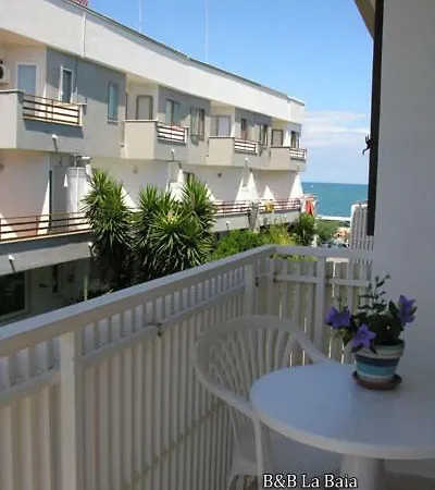 La Baia Sea Bed & Breakfast